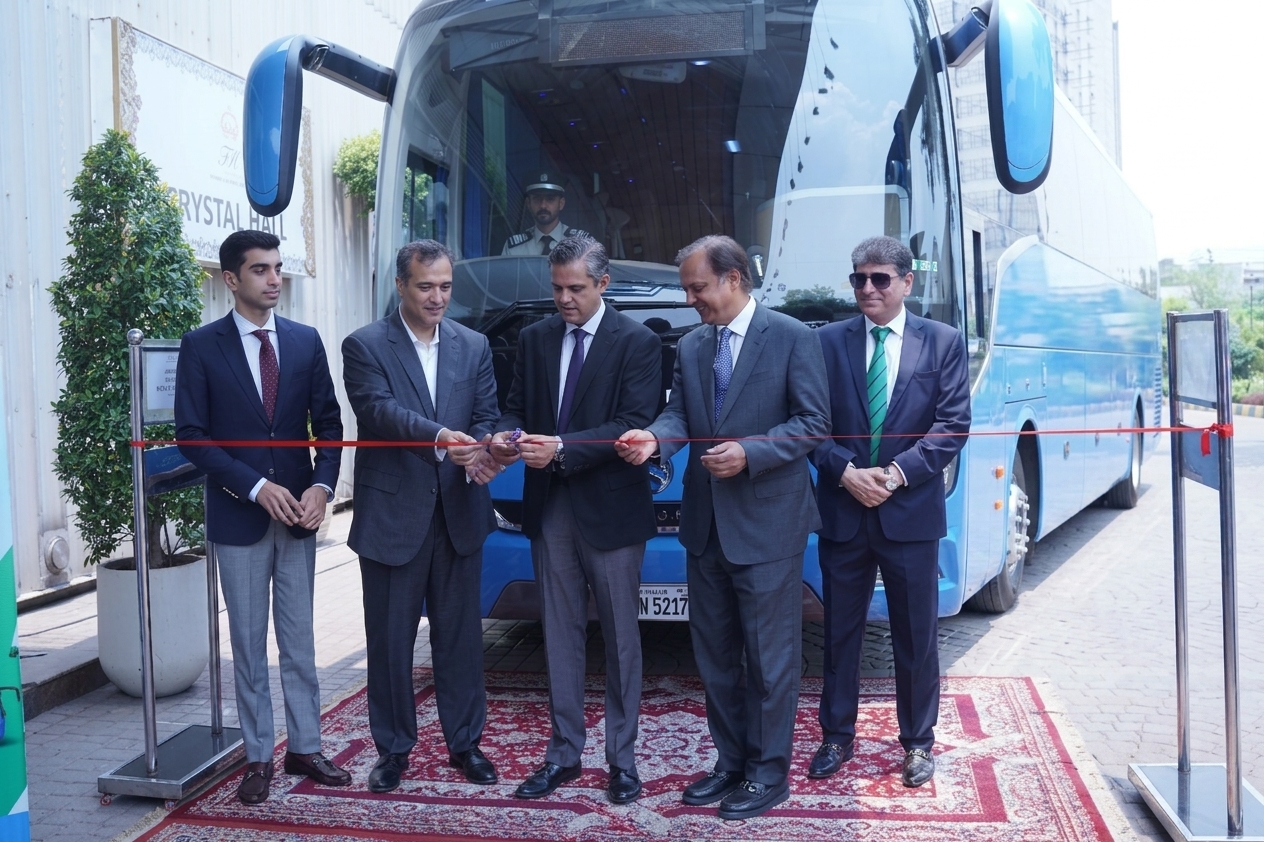 Daewoo Express signing ceremony